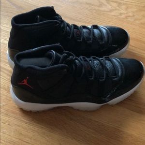 Air Jordan 11 (XI) Retro 72-10 Anthracite